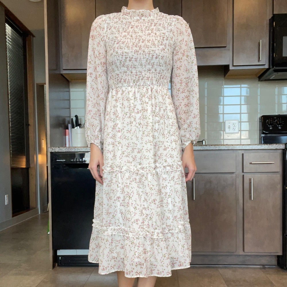 Petal & Pup floral cream dress size US 4 NWT